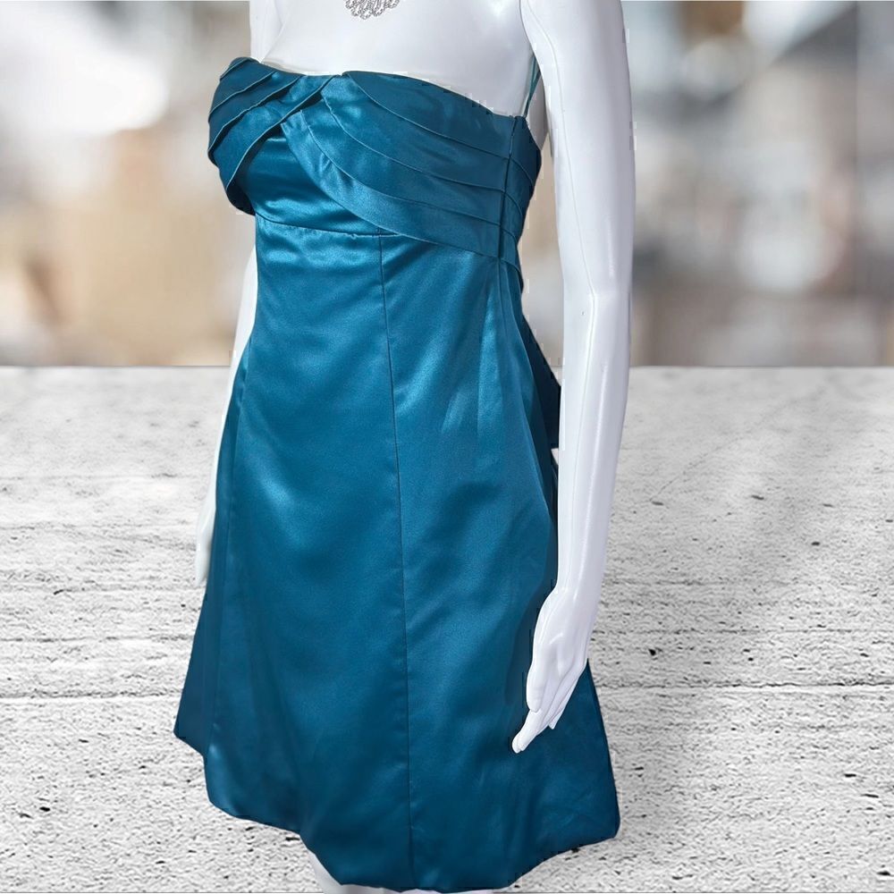 Jessica Simpson Strapless Ruffle Back Teal‎ Mini Dress - Picture 7 of 8